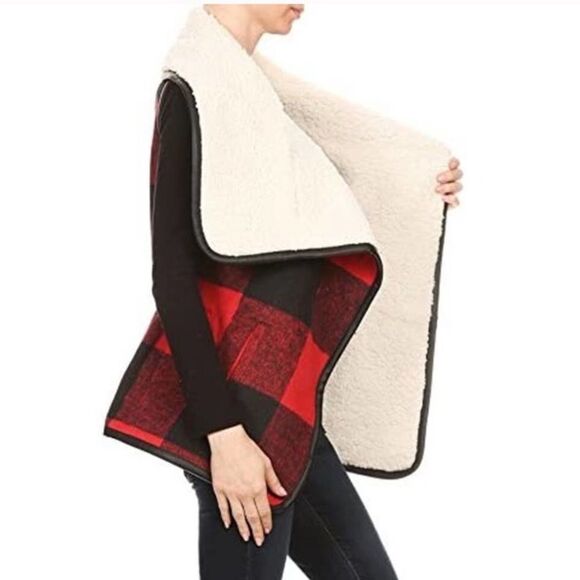 Love Tree Buffalo plaid Sherpa lined vest - Picture 3 of 7